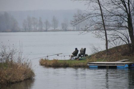 Zwei einsame Fischer.