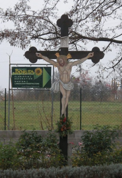 Ich fuhr Richtung Wien und kam wieder zu diesem Kreuz...