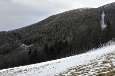 Blick zur Liasenböndlhütte (links unten) und zum Kirchschlag