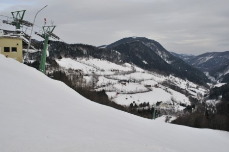 Altschnee, aber gut präpariert (hier sind wir heute nicht Schi gefahren)