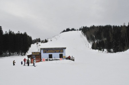 Josefsberg: links der Tellerlift, rechts ein Schlepplift