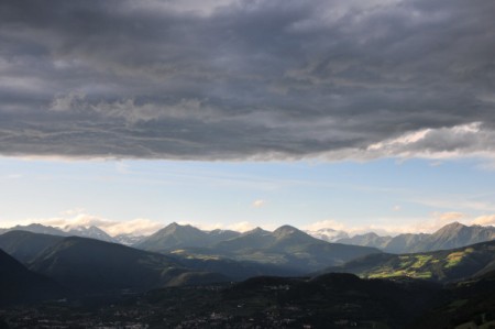 Imposante Wolkenstimmung über Brixen