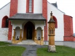 AB Murau Pfarrkirche mit Totenleuchte WEB DSCN2277